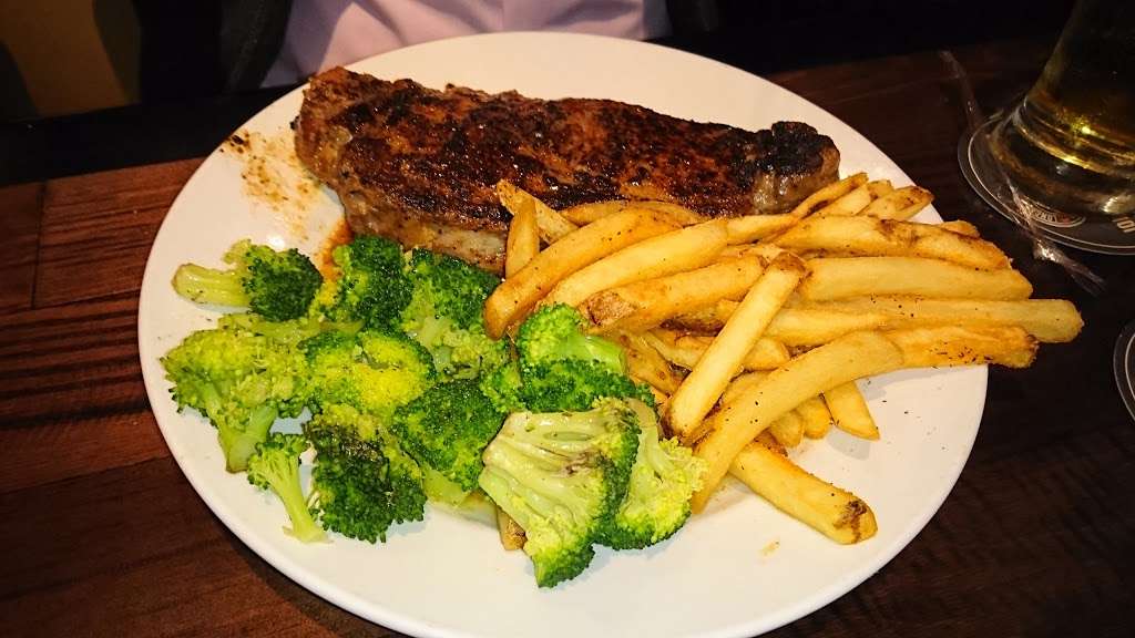 LongHorn Steakhouse | 4100 Town Center Blvd, Bowie, MD 20716 | Phone: (301) 352-9406