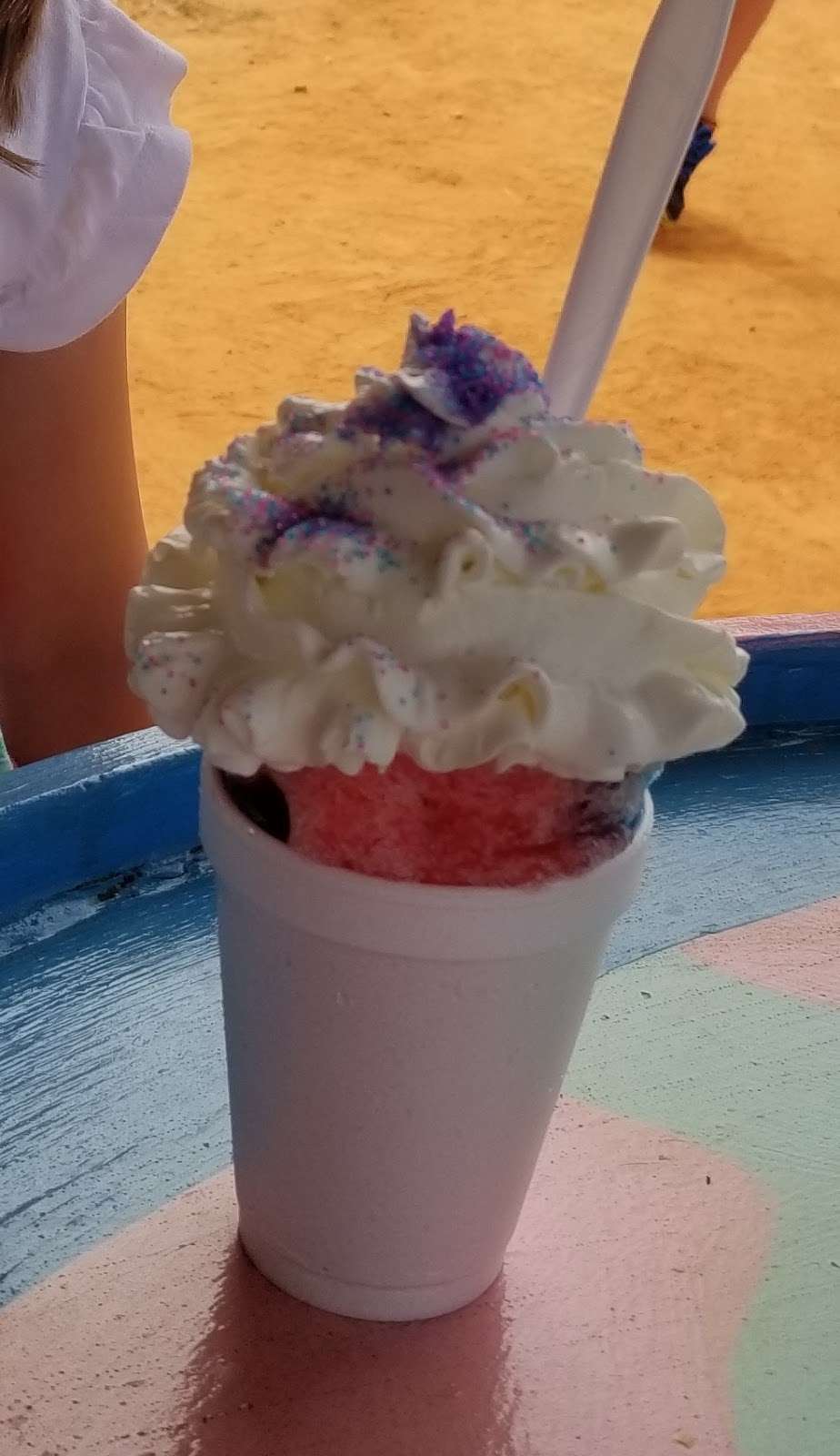 Pelicans SnoBalls York | 975 E Liberty St, York, SC 29745, USA | Phone: (864) 346-1986