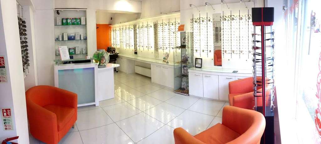 Framed Opticians | 395 St John St, Clerkenwell, London EC1V 4LD, UK | Phone: 020 7837 9418