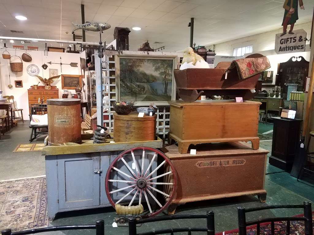 Yellow Garage Antiques | 66 S Main St, Mullica Hill, NJ 08062 | Phone: (856) 478-0300