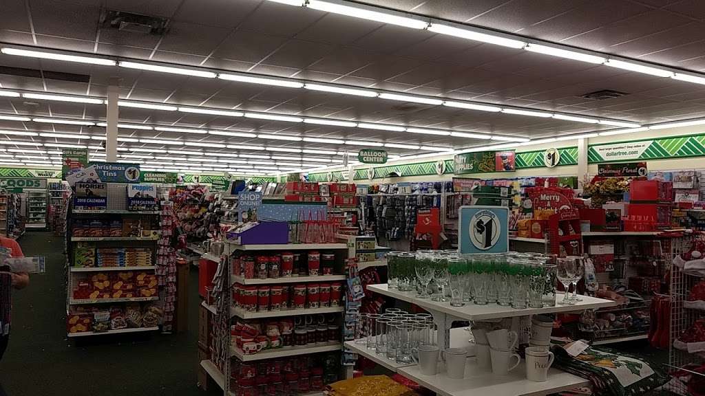 Dollar Tree | 8411 Windfall Ln #40, Camby, IN 46113, USA | Phone: (317) 821-0384