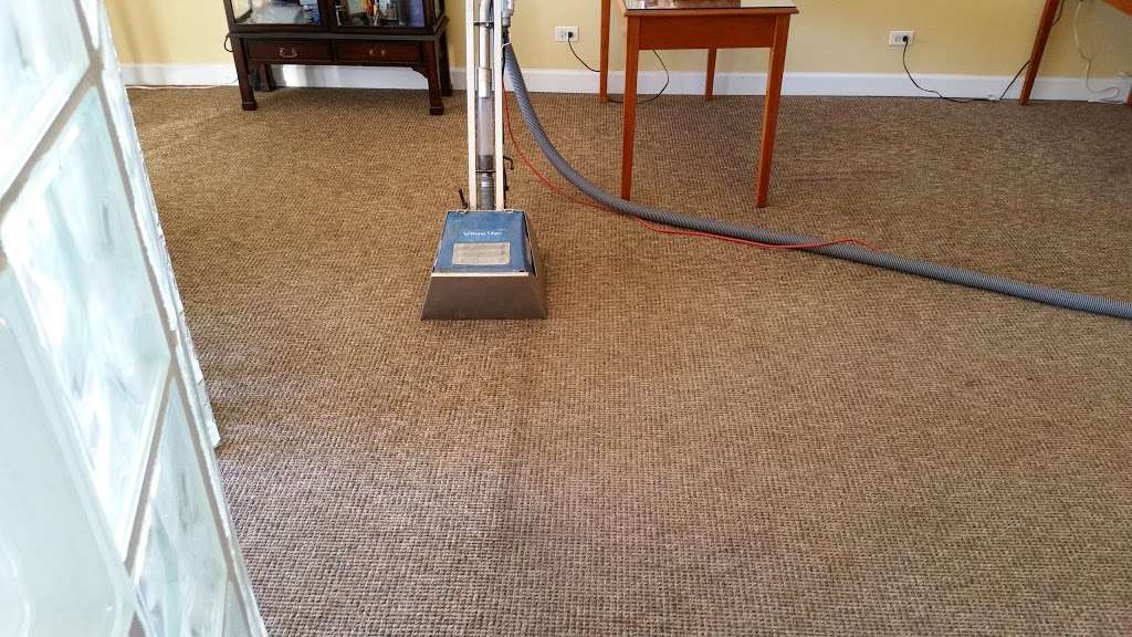 EZ Carpet & Upholstery Cleaners | 2739 Moraine Valley Rd, Wauconda, IL 60084, USA | Phone: (847) 948-8370