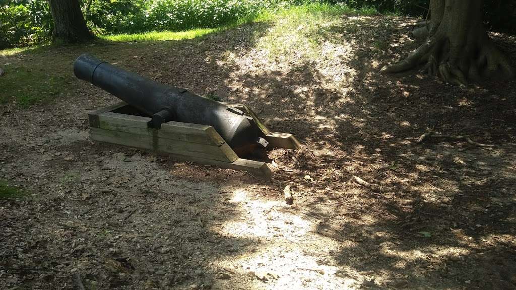 Leesylvania State Park Barbecue Parking | Unnamed Road, Woodbridge, VA 22191