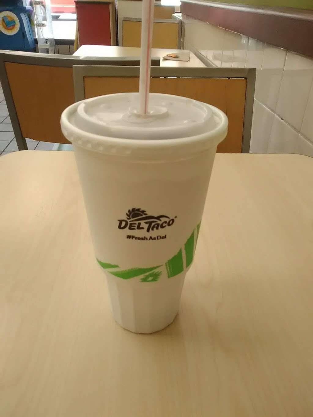 Del Taco | 401 E Alessandro Blvd, Riverside, CA 92508, USA | Phone: (951) 780-7861