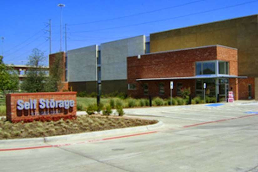 Stor Self Storage | 7390 Riverside Dr, Irving, TX 75039, USA | Phone: (214) 646-1215
