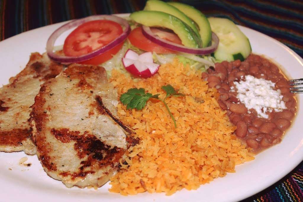 Carnitas Mexican Guanajuato Restaurant | 7900 Stevens Mill Rd # G, Matthews, NC 28104 | Phone: (704) 882-0360