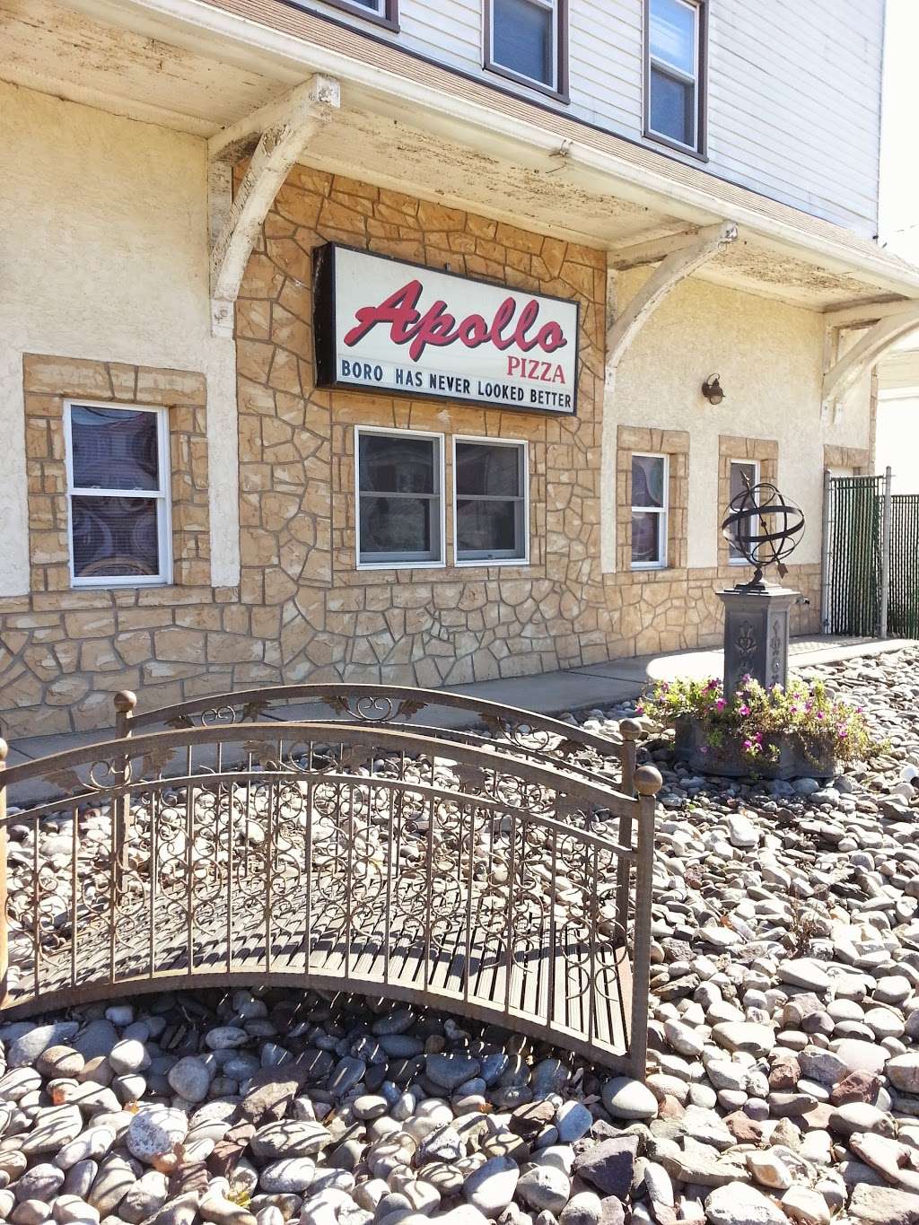 Apollo Pizza Bar & Restaurant | 1834 Farragut Ave, Bristol, PA 19007, USA | Phone: (215) 785-6478