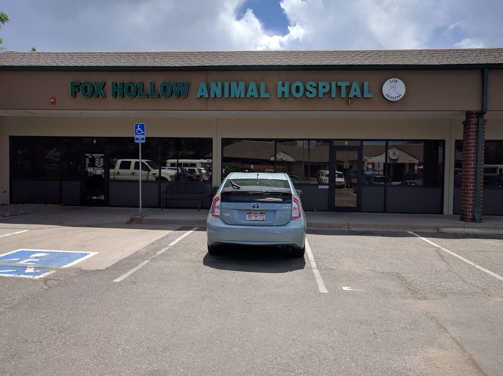 Fox Hollow Animal Hospital | 2950 Bear Creek Blvd, Lakewood, CO 80228, USA | Phone: (303) 980-4444