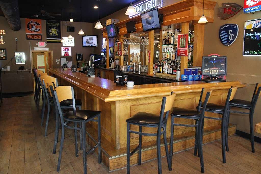 J Ts Grill & Sports Bar | 33255 Lexington Ave, De Soto, KS 66018, USA | Phone: (913) 585-1116