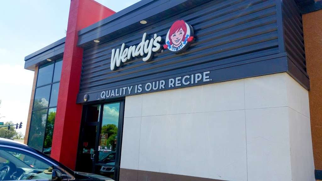 Wendys | 2640 W Thunderbird Rd, Phoenix, AZ 85023, USA | Phone: (602) 548-2217