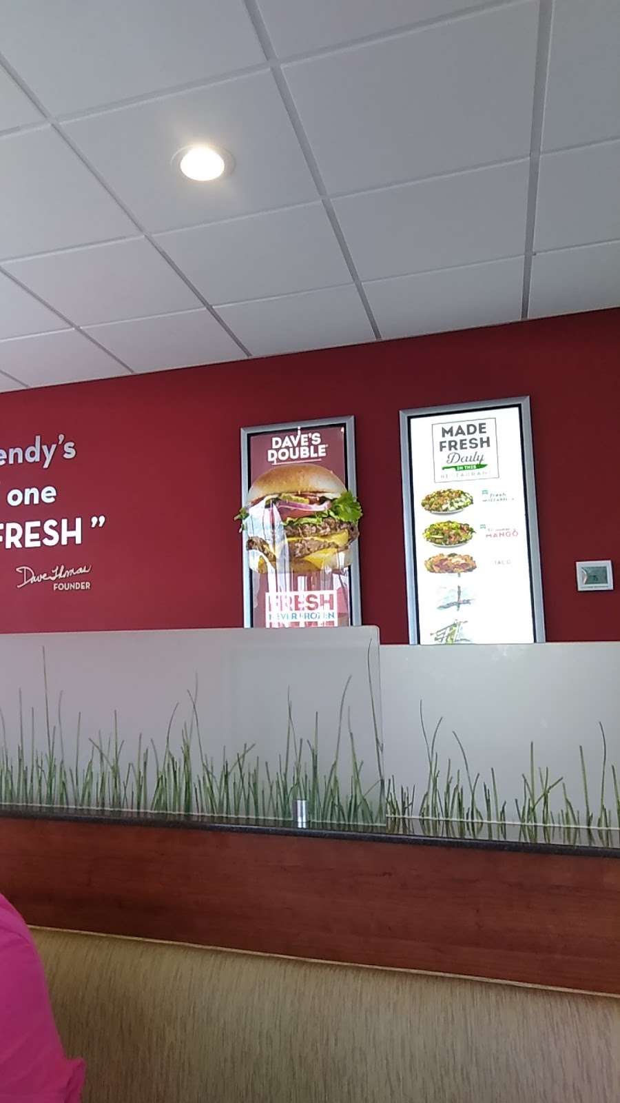 Wendys | 55 S Wyoming Ave, Edwardsville, PA 18704, USA | Phone: (570) 288-2200