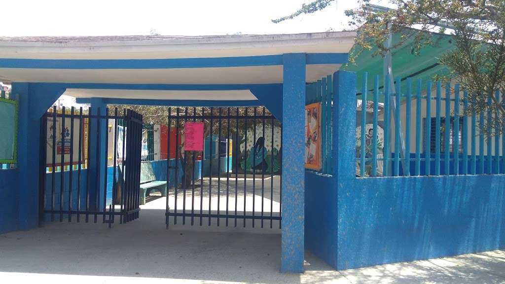Jardín de Niños Solidaridad - school  | Photo 1 of 2 | Address: Gaspar Zúñiga 20, Buena Vista, Anexa Buena Vista, 22000 Tijuana, B.C., Mexico | Phone: 664 682 2836