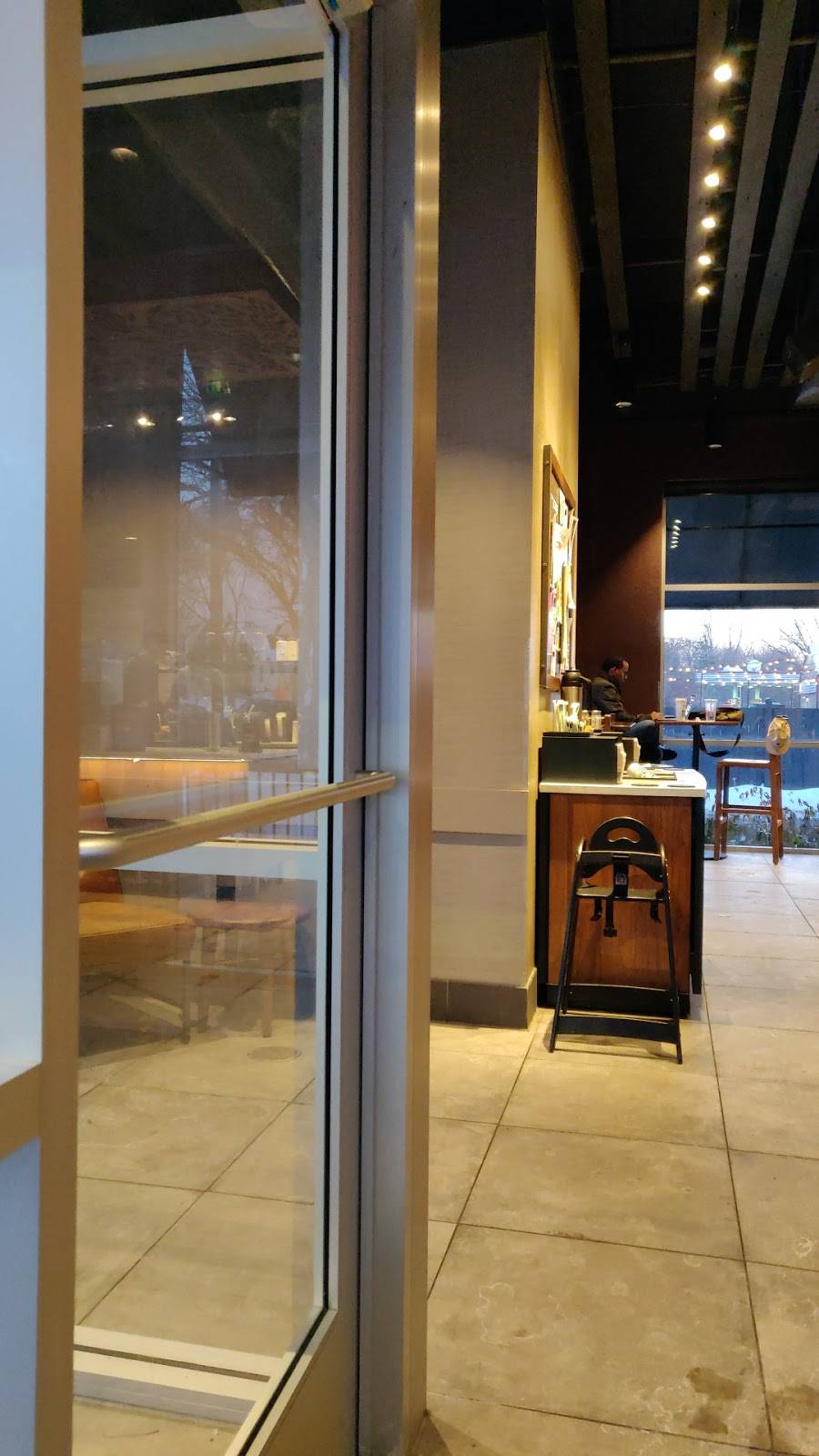 Starbucks | 4712 Cedar Ave, Minneapolis, MN 55407, USA | Phone: (612) 729-0344