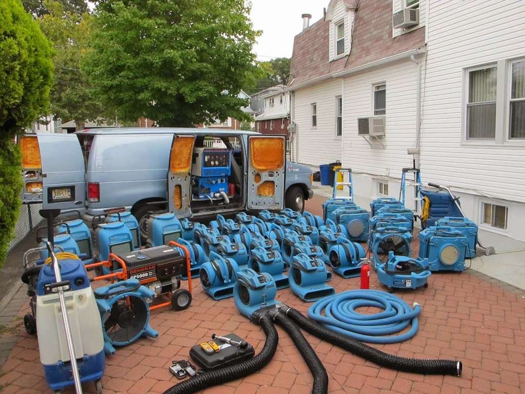 Dry on Time : Fire & Water Damage Restoration | 445 N 8th St, Fairview, NJ 07022, USA | Phone: (201) 840-8820