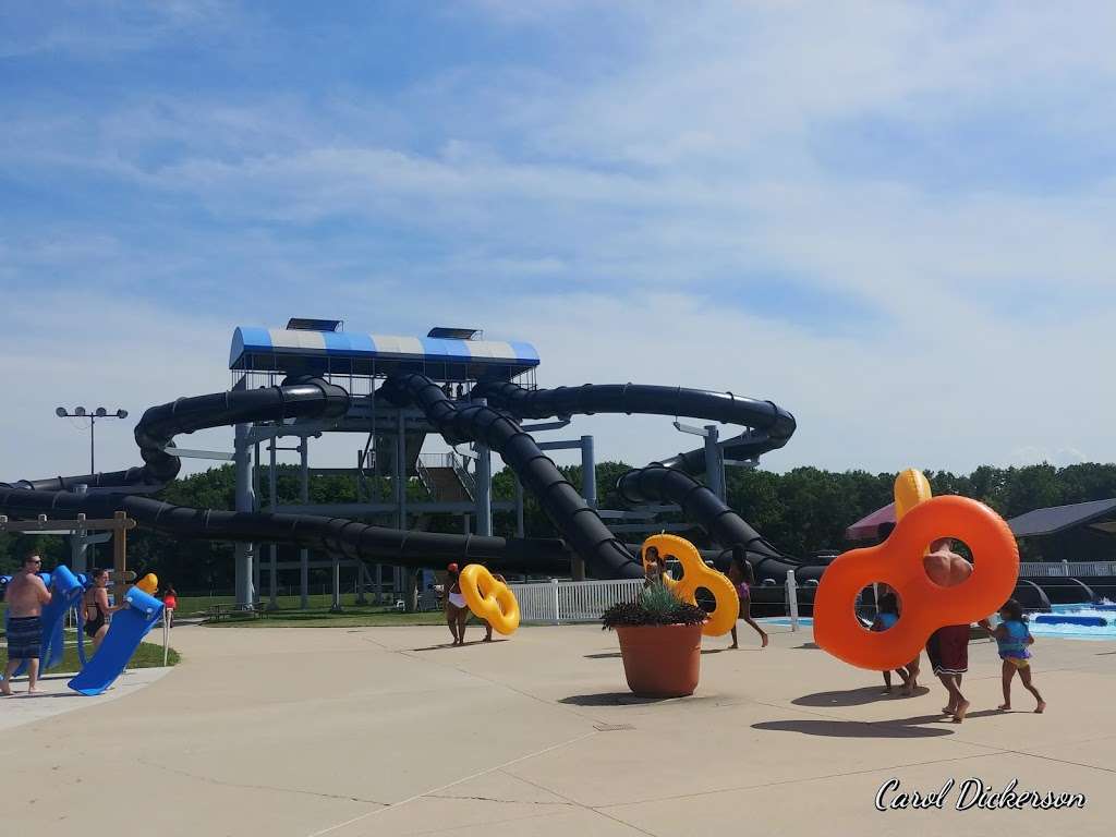 Deep River Waterpark | 9001 E Lincoln Hwy, Crown Point, IN 46307, USA | Phone: (219) 947-7850