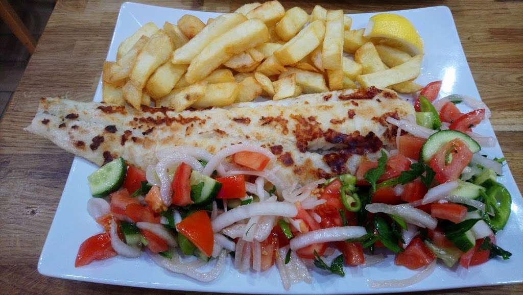 Merton Fish Bar | 258 Martin Way, Morden SM4 4AW, UK | Phone: 020 8543 4474