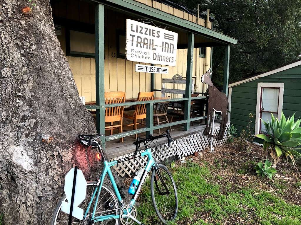 Lizzie’s Trail Inn and The Richardson House | 167 E Mira Monte Ave, Sierra Madre, CA 91024, USA | Phone: (626) 355-3905