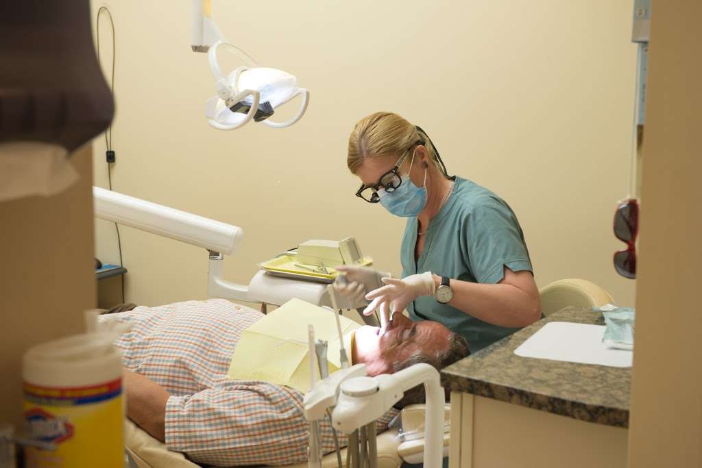 Gentle Touch Dentistry | 10033 S Roberts Rd A, Palos Hills, IL 60465, USA | Phone: (708) 233-8199