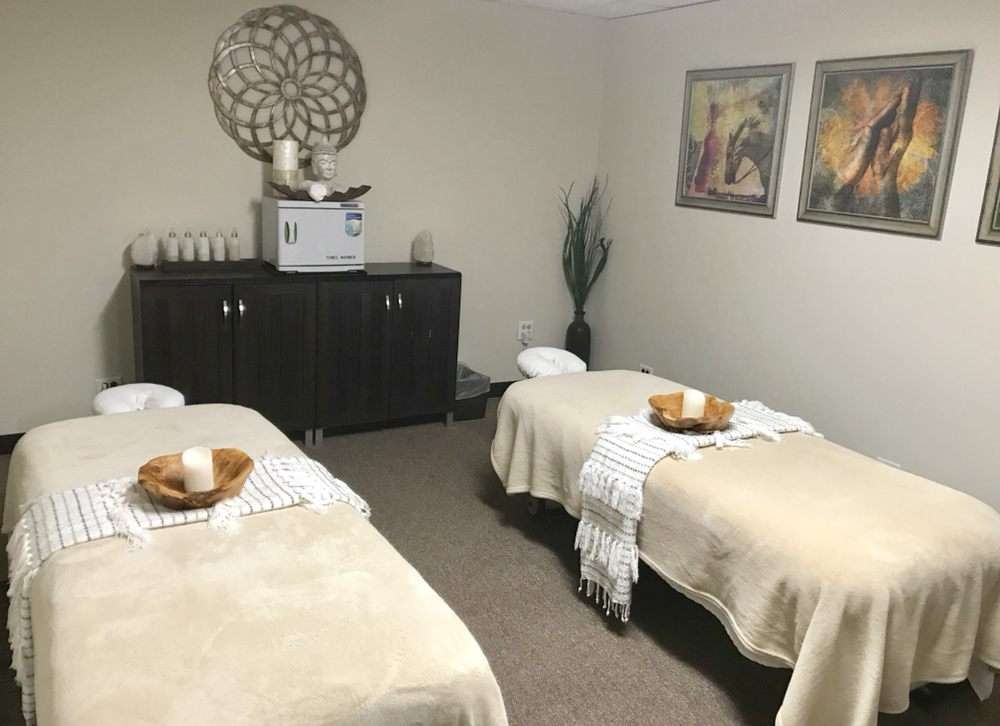 Viride wellness spa | 640 E St Charles Rd #104, Carol Stream, IL 60188, USA | Phone: (630) 460-3431