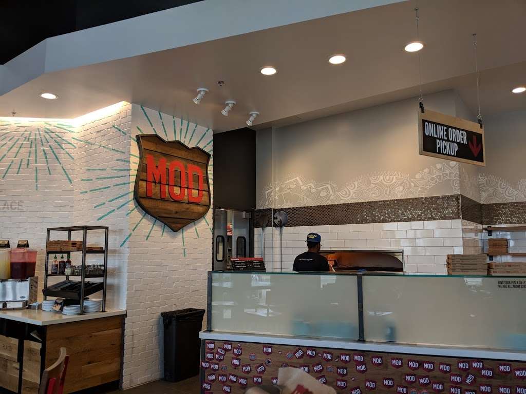 MOD Pizza | 1190 S Randall Rd, Elgin, IL 60123 | Phone: (224) 204-2970