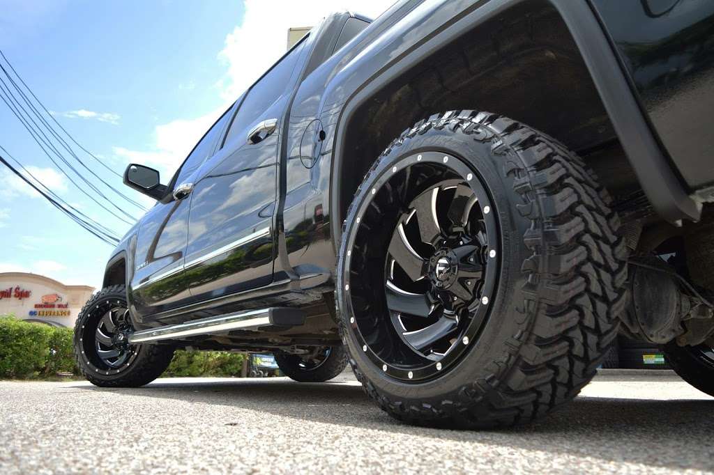 Kings tire shop | 1550 Aldine Bender Rd, Houston, TX 77032, USA | Phone: (832) 282-5592