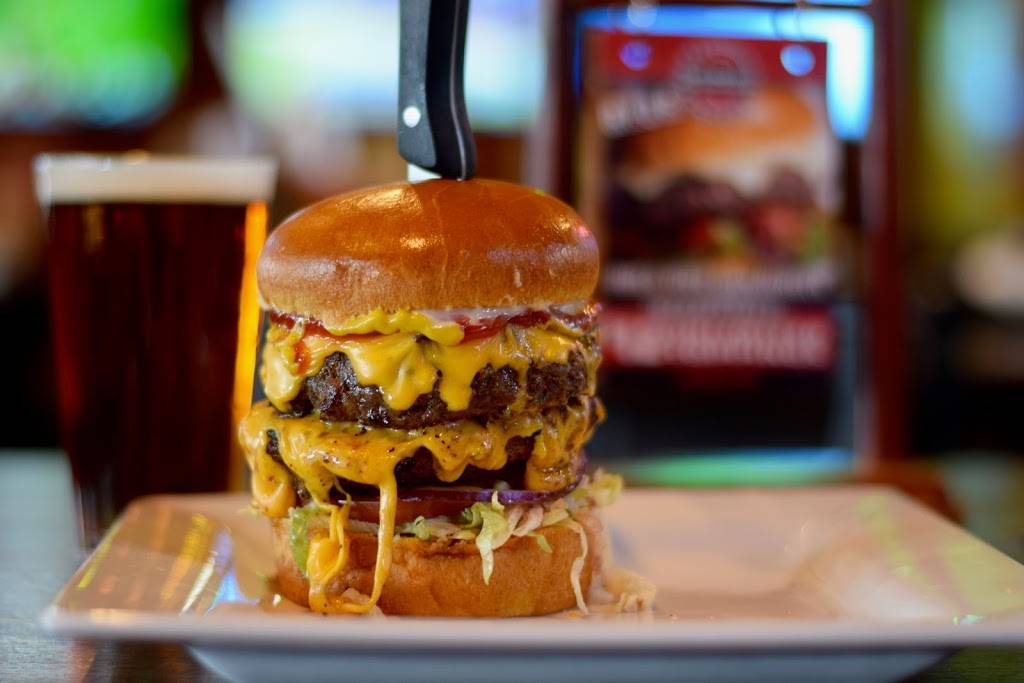 Cold Beers & Cheeseburgers | 1980 W Germann Rd, Chandler, AZ 85286, USA | Phone: (480) 899-2007