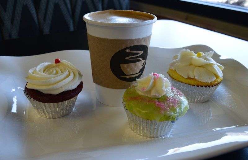 Underground Cupcakes & Café | 3631 State Rd 46, Bloomington, IN 47404, USA | Phone: (812) 935-5253