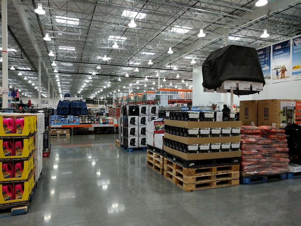 Costco Wholesale | 15300 W Grange Ave, New Berlin, WI 53151, USA | Phone: (262) 599-7030