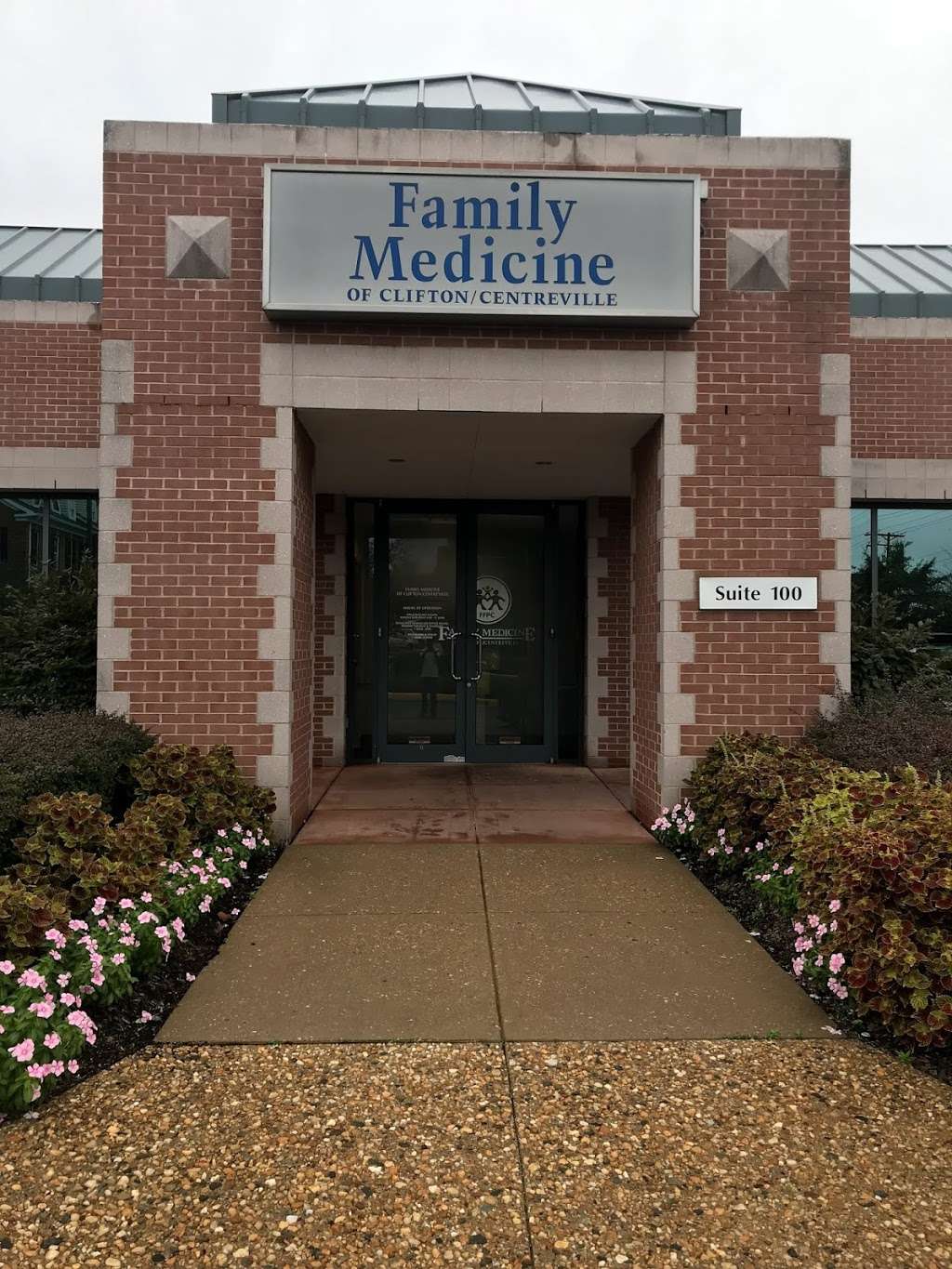 Family Medicine of Clifton/Centreville | 6201 Centreville Rd Suite 100, Centreville, VA 20121, USA | Phone: (703) 263-9600