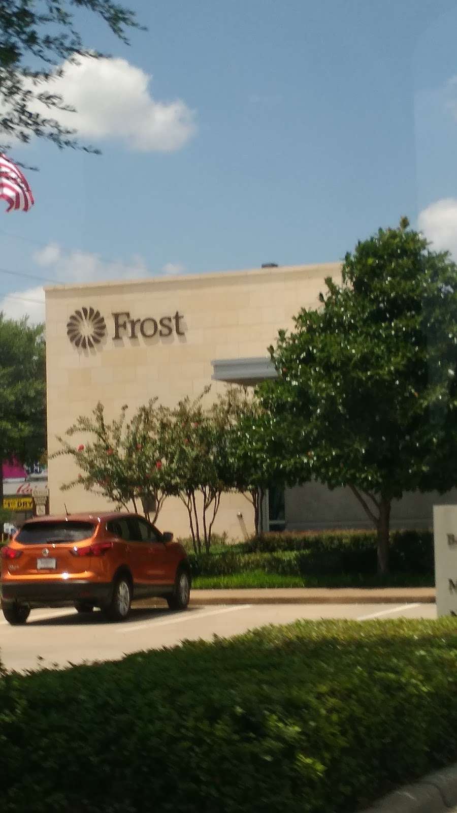 Frost Bank | 7502 Westheimer Rd, Houston, TX 77063 | Phone: (713) 388-7600