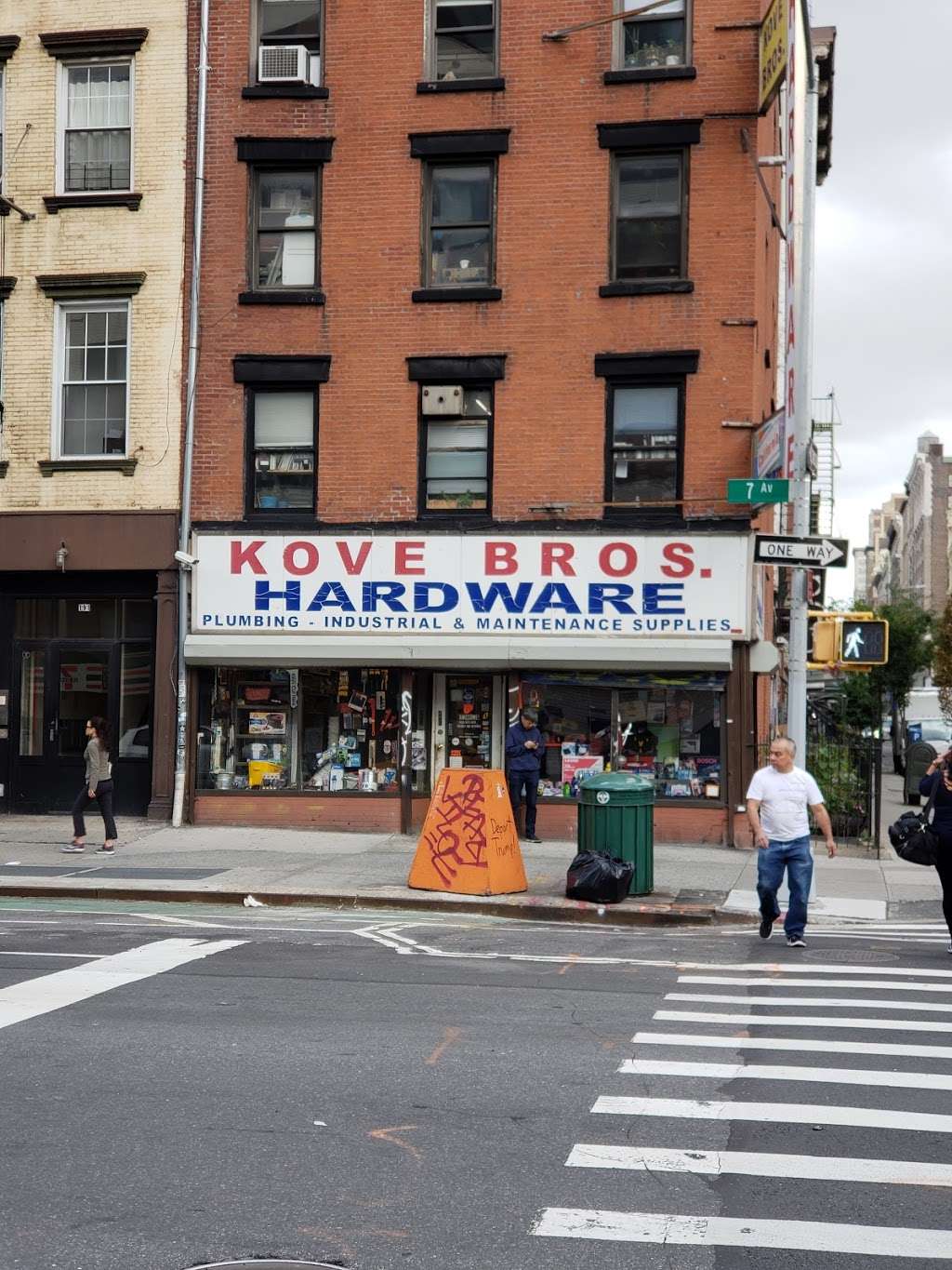 Kove Brothers Hardware | 189 7th Ave, New York, NY 10011, USA | Phone: (212) 929-4558
