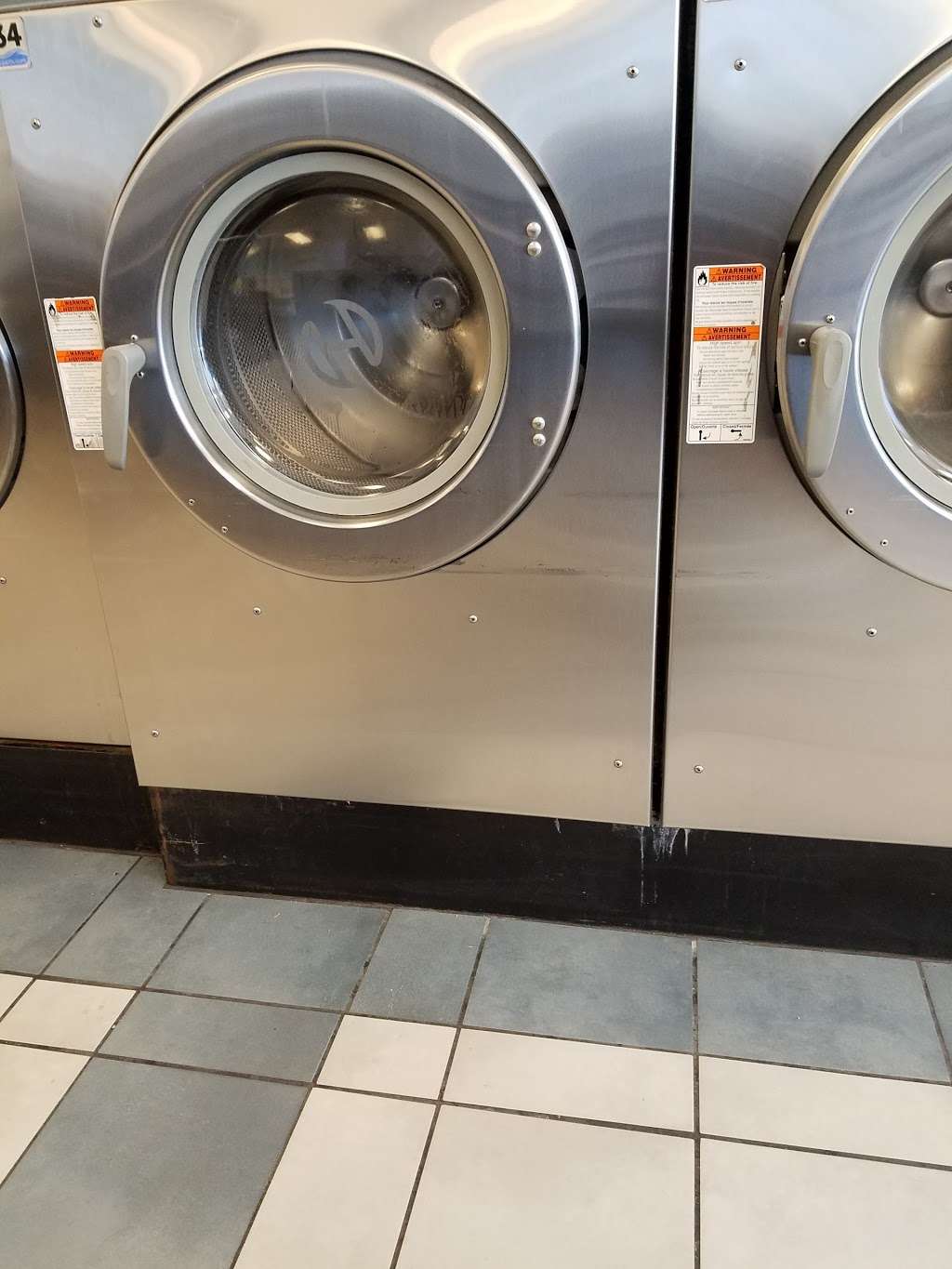 Quick Cycle Laundromat | 590 Torrence Ave, Calumet City, IL 60409 | Phone: (708) 933-6170