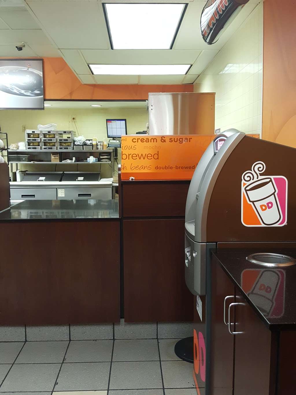 Dunkin | 140 Central Ave, East Orange, NJ 07018, USA | Phone: (973) 673-9872