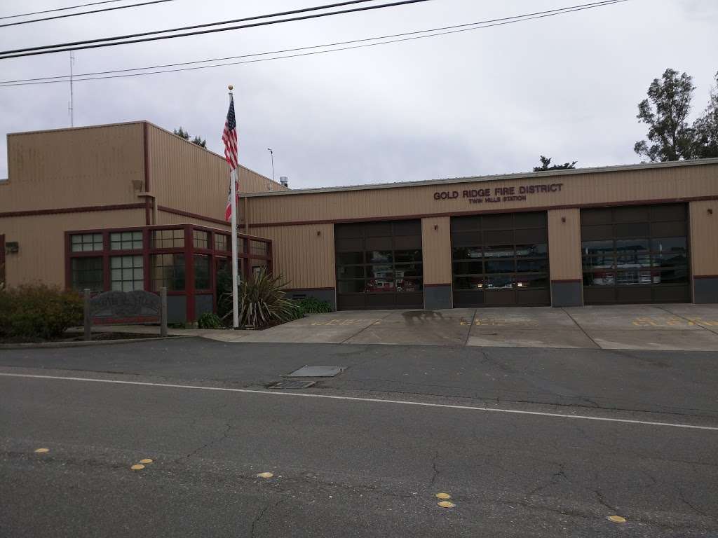 Gold Ridge Fire District | 1690 Watertrough Rd, Sebastopol, CA 95472, USA | Phone: (707) 823-1084