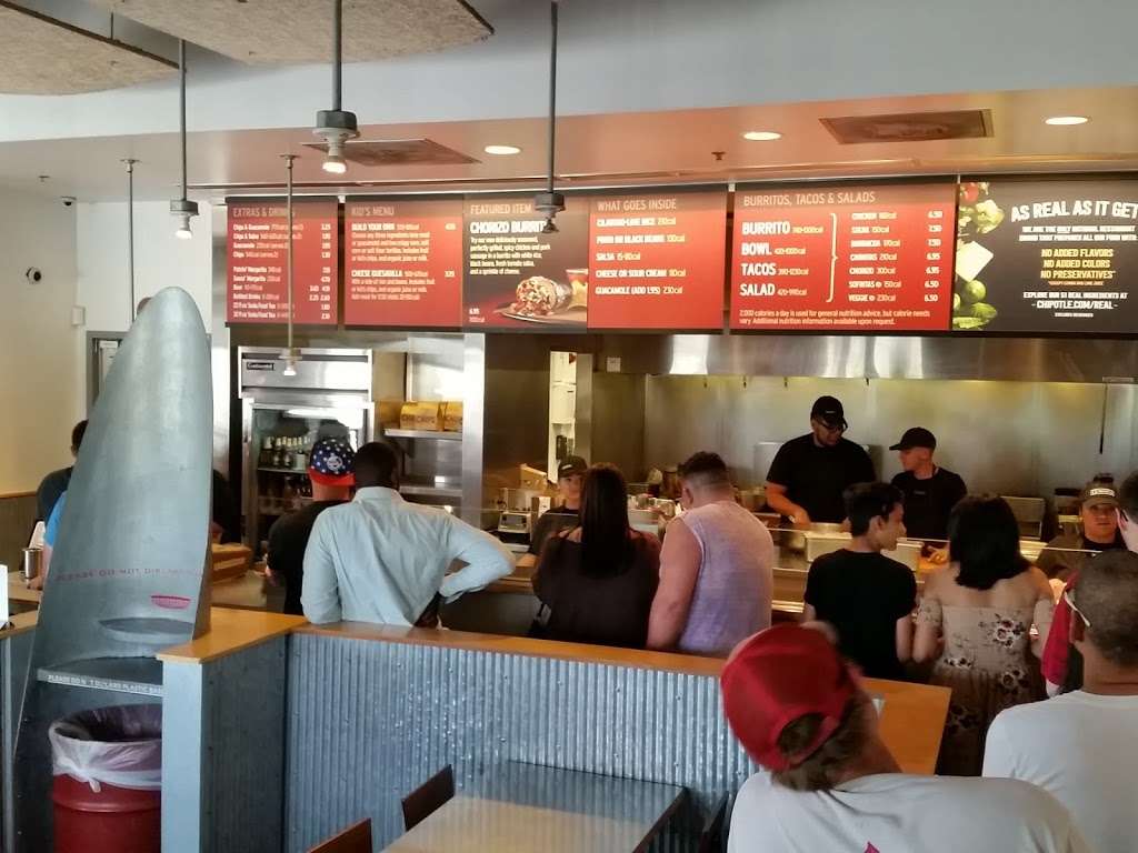 Chipotle Mexican Grill | 1813 Village West Pkwy q101, Kansas City, KS 66111 | Phone: (913) 299-9221