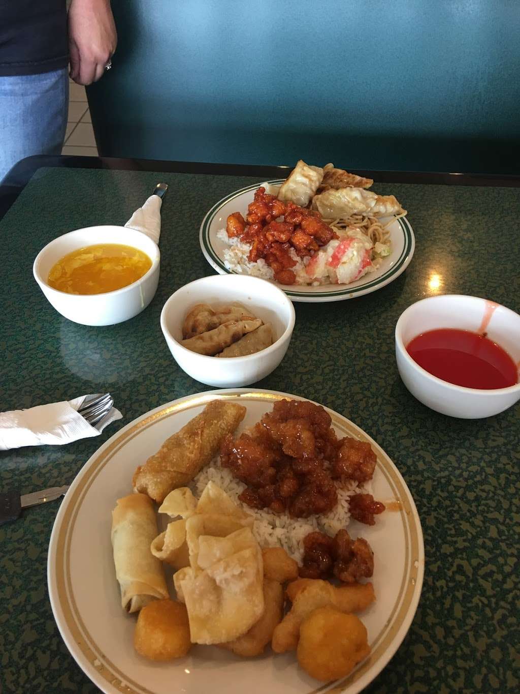 Pontiac Buffet | 307 US Route 66, Pontiac, IL 61764 | Phone: (815) 842-0900