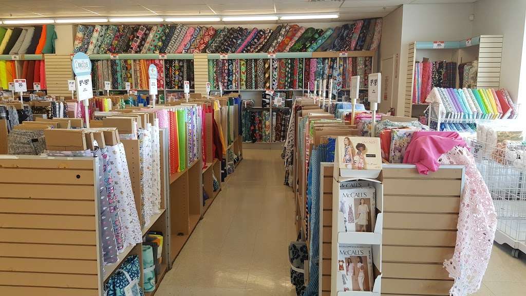 JOANN Fabrics and Crafts | 440 Middlesex Rd, Tyngsborough, MA 01879, USA | Phone: (978) 649-5327