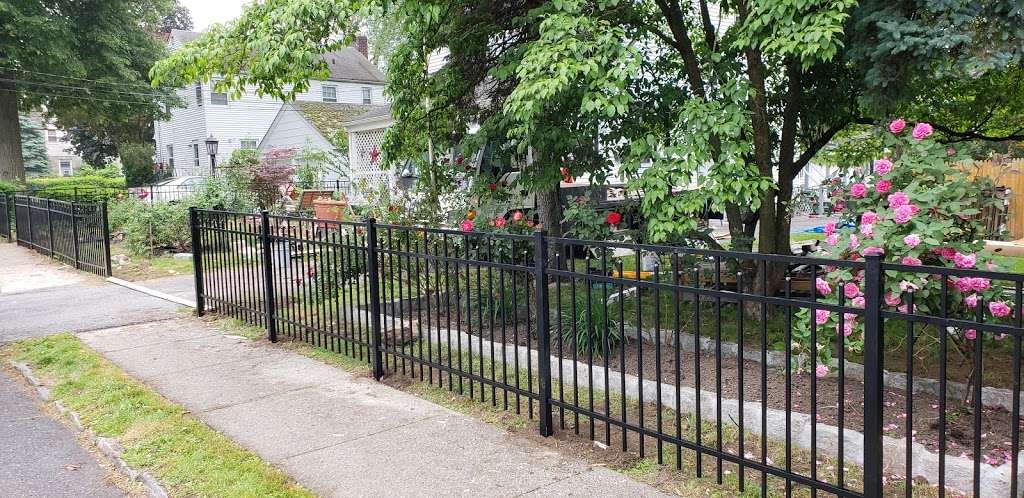 Future Fence and Painting, Inc. | 336 Fayette Ave, Mamaroneck, NY 10543, USA | Phone: (914) 698-0150