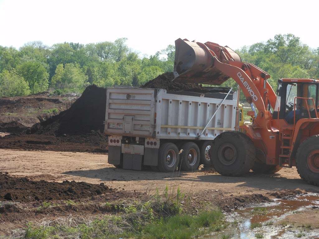 Topsoil Pros | 470 Hwy 79 D1, Morganville, NJ 07751, USA | Phone: (732) 970-7261