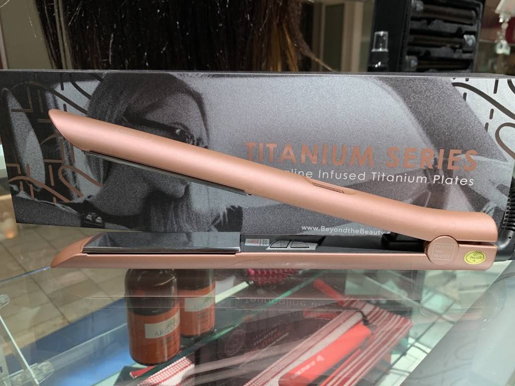 SD Salon - Hair Extensions & Beauty Supplies delivery | 3030 Plaza Bonita Rd, National City, CA 91950, USA | Phone: (619) 616-3111