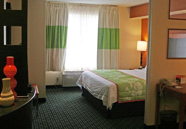 Fairfield Inn & Suites by Marriott Kansas City Olathe | 12245 S Strang Line Rd, Olathe, KS 66062, USA | Phone: (913) 768-7000