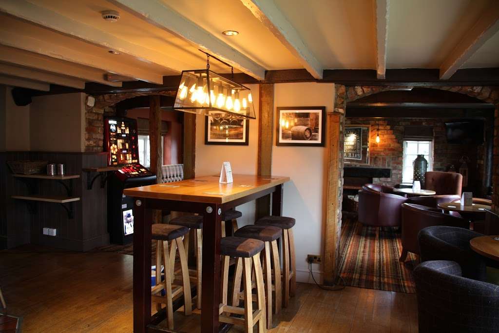 The Five Bells Harvester | London Rd, Basildon SS16 5LD, UK | Phone: 01268 553162