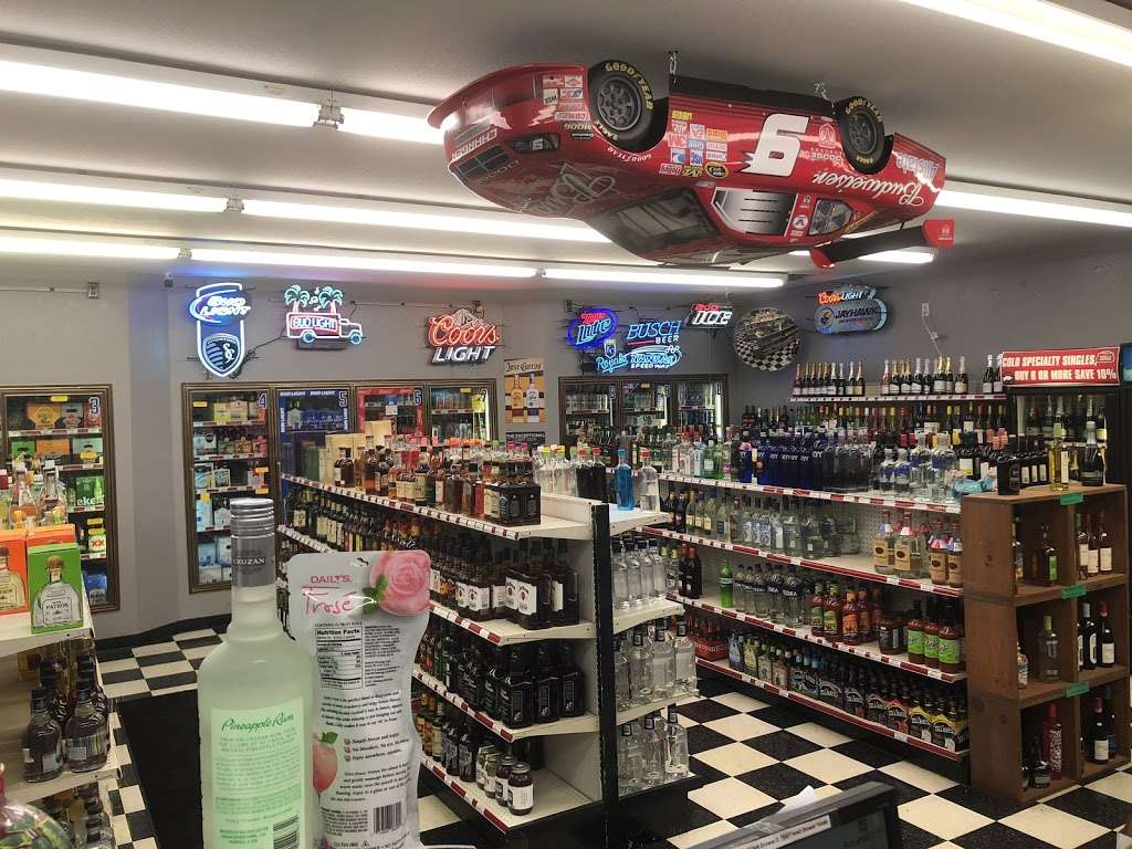 Wood Liquor | 111 Walnut St, Bonner Springs, KS 66012, USA | Phone: (913) 422-4400