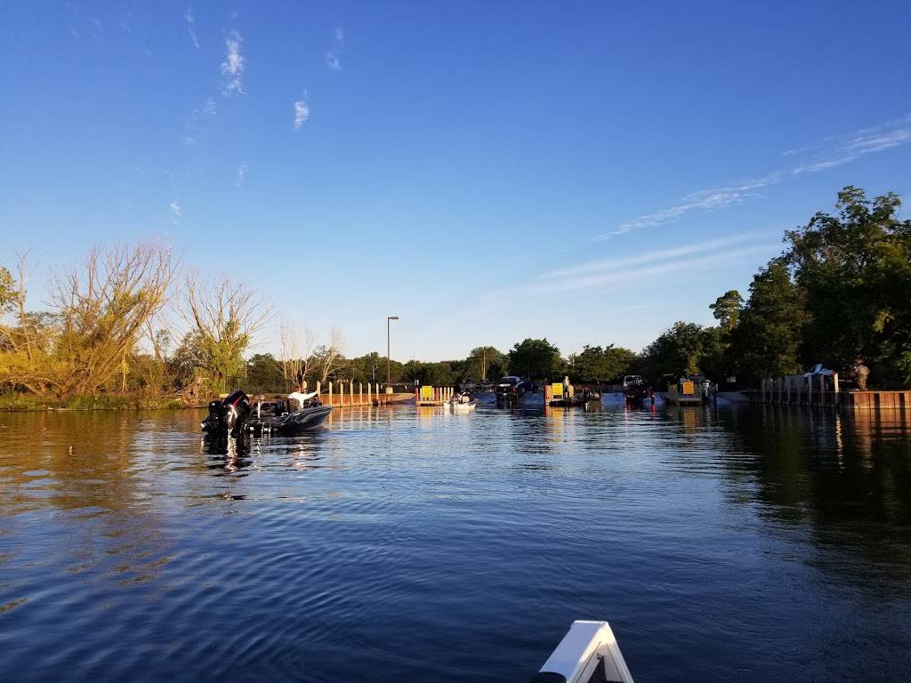 DNR Boat Launch CRCO | 36080 Jefferson Ave, Harrison Charter Township, MI 48045, USA | Phone: (586) 463-4165