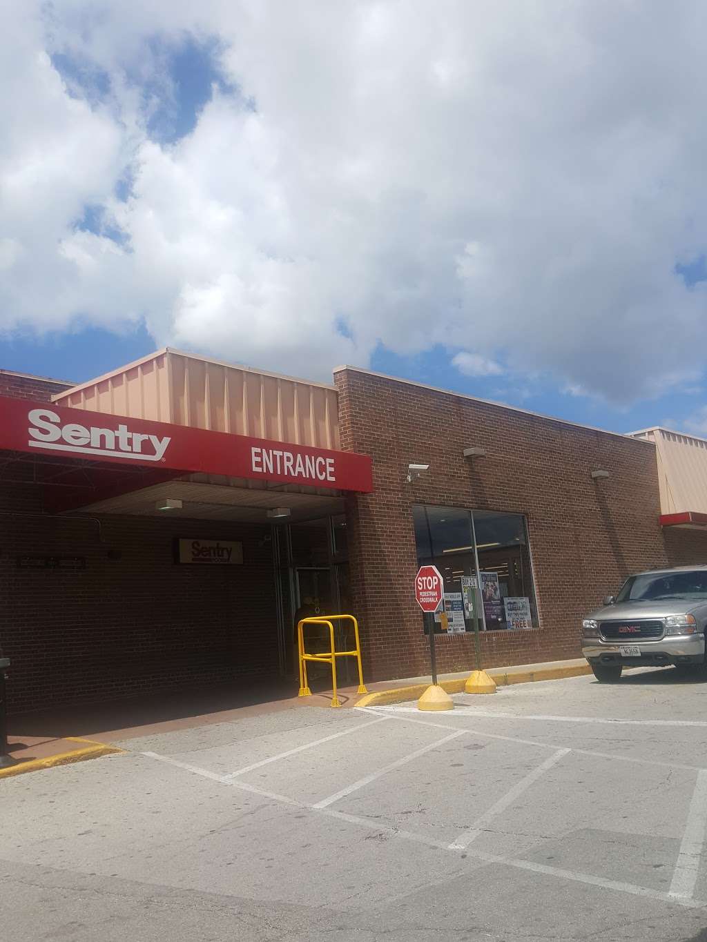 Sentry Food Store | 7101 W Lisbon Ave, Milwaukee, WI 53210, USA | Phone: (414) 871-1700