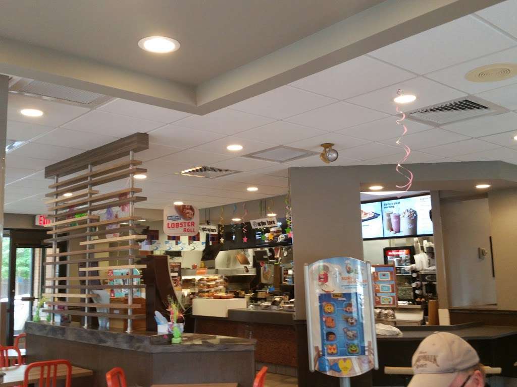 McDonalds | 155 Newburyport Turnpike, Rowley, MA 01969, USA | Phone: (978) 948-3324