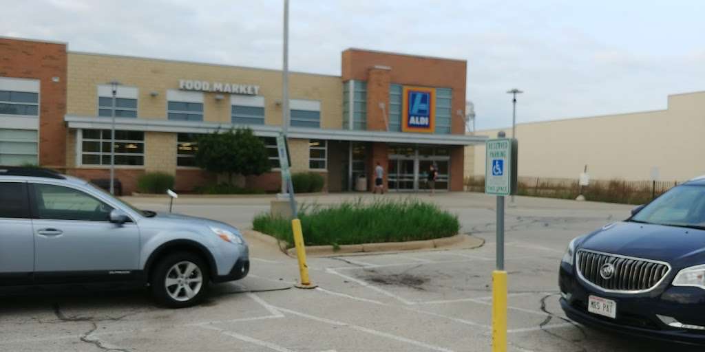 ALDI | 12120 W Burleigh St, Wauwatosa, WI 53222, USA | Phone: (855) 955-2534