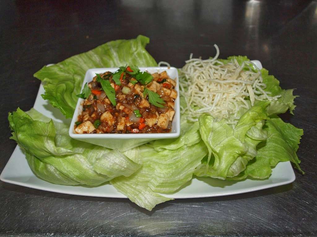 Lai Thai Cuisine | 200 White Horse Rd, Voorhees Township, NJ 08043, USA | Phone: (856) 782-1771