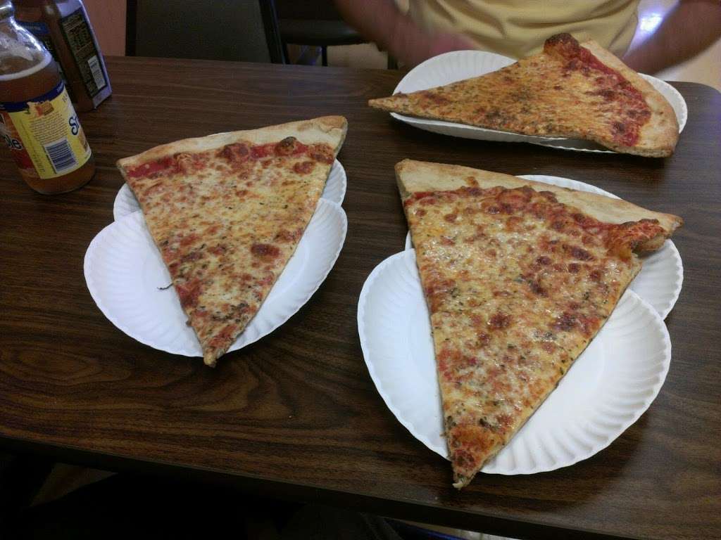 Pizza Heaven | 357 Old Forge Hill Rd #600, New Windsor, NY 12553, USA | Phone: (845) 569-8888