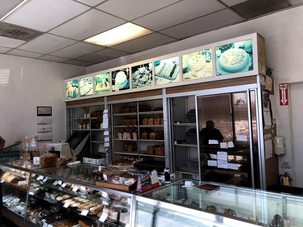 Honey Bakery | 18904 Norwalk Blvd, Artesia, CA 90701, USA | Phone: (562) 924-6556